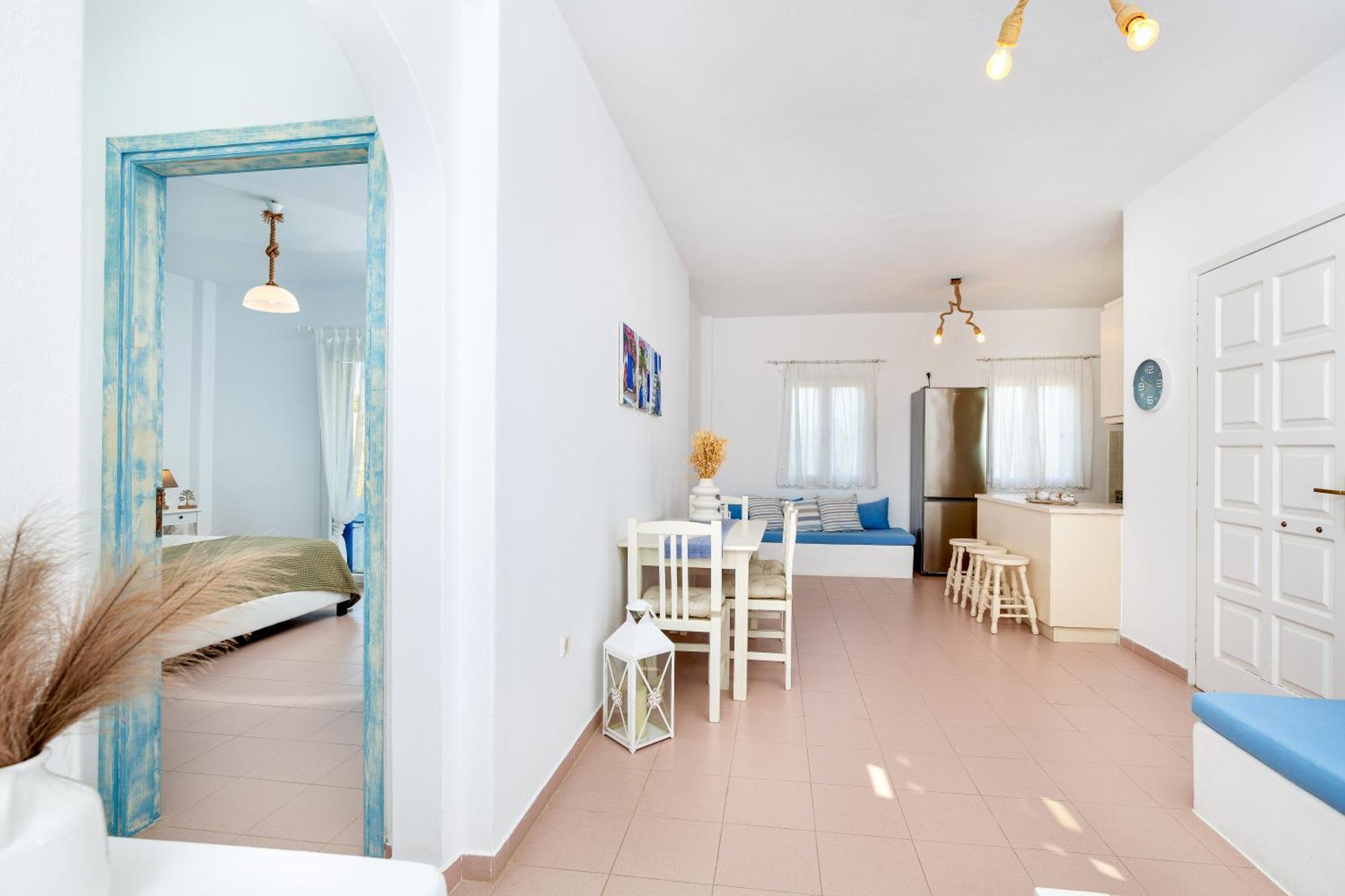 Chloe Home Piso Livadi Exterior foto